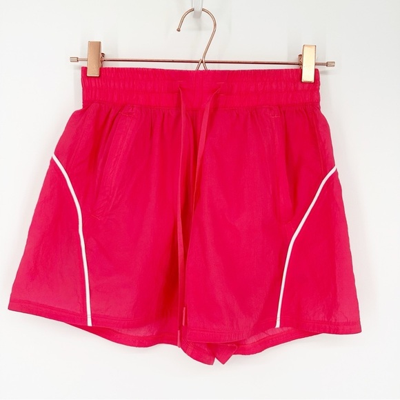 Lululemon License to Train High Rise Lightweight Short 4” Glazed Pink - Picture 2 of 6
